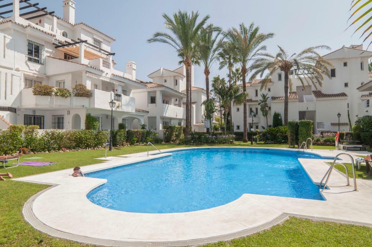 COVD 19 FREE- TOTAL PURIFIED - Design Penthouse Marbella - 3mn to Puerto Banús&Beach- Golden Mile- Pool&Tropical Garden View Exterior foto